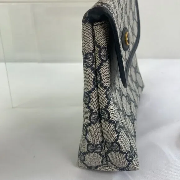 Gucci Small Vintage Blue Logo Clutch - Picture 4 of 9